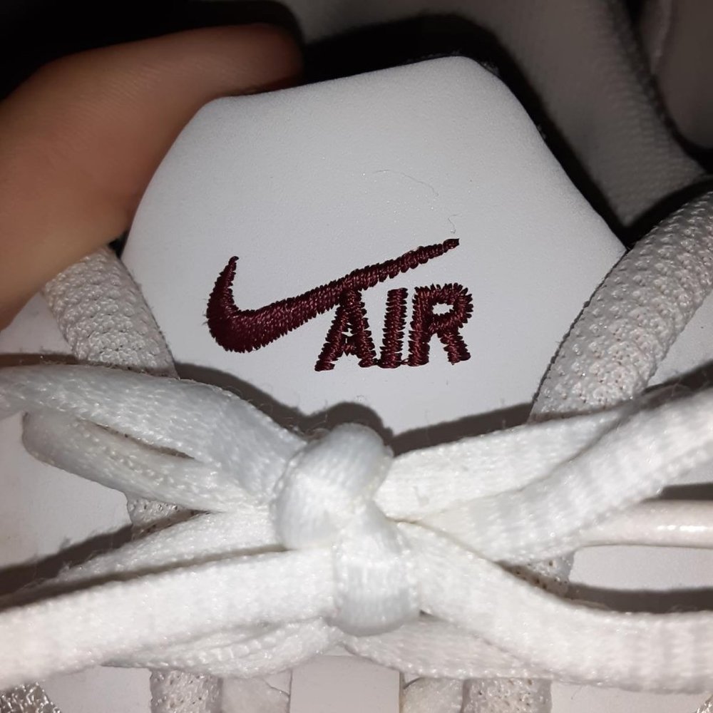 Nike Air Max Oketo Burgundy Swoosh Men's Size 10.5 - Picture 6 of 9